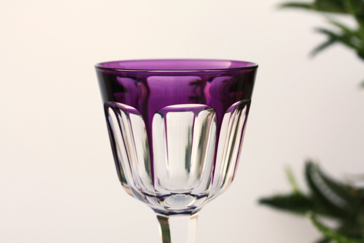 Verre à vin du Rhin en cristal de Baccarat modèle Harcourt violet-photo-1