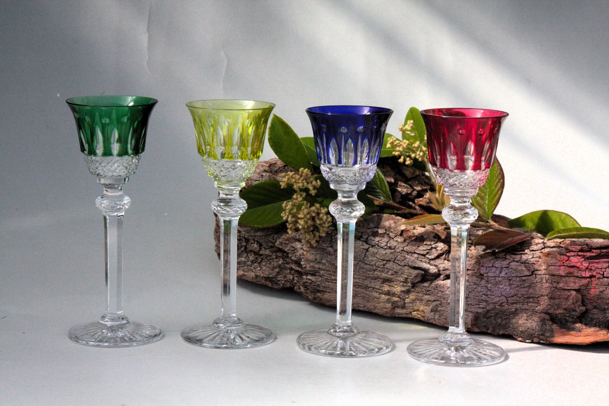 Set de 4 verres à liqueur en cristal de Saint Louis modèle Tommy