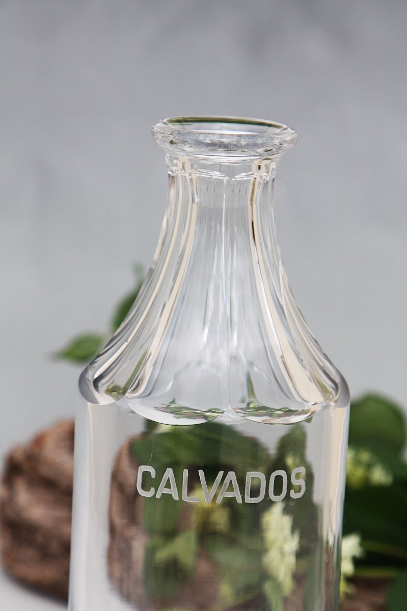 Rare Baccarat Crystal Calvados Decanter, "maladetta" Model-photo-4