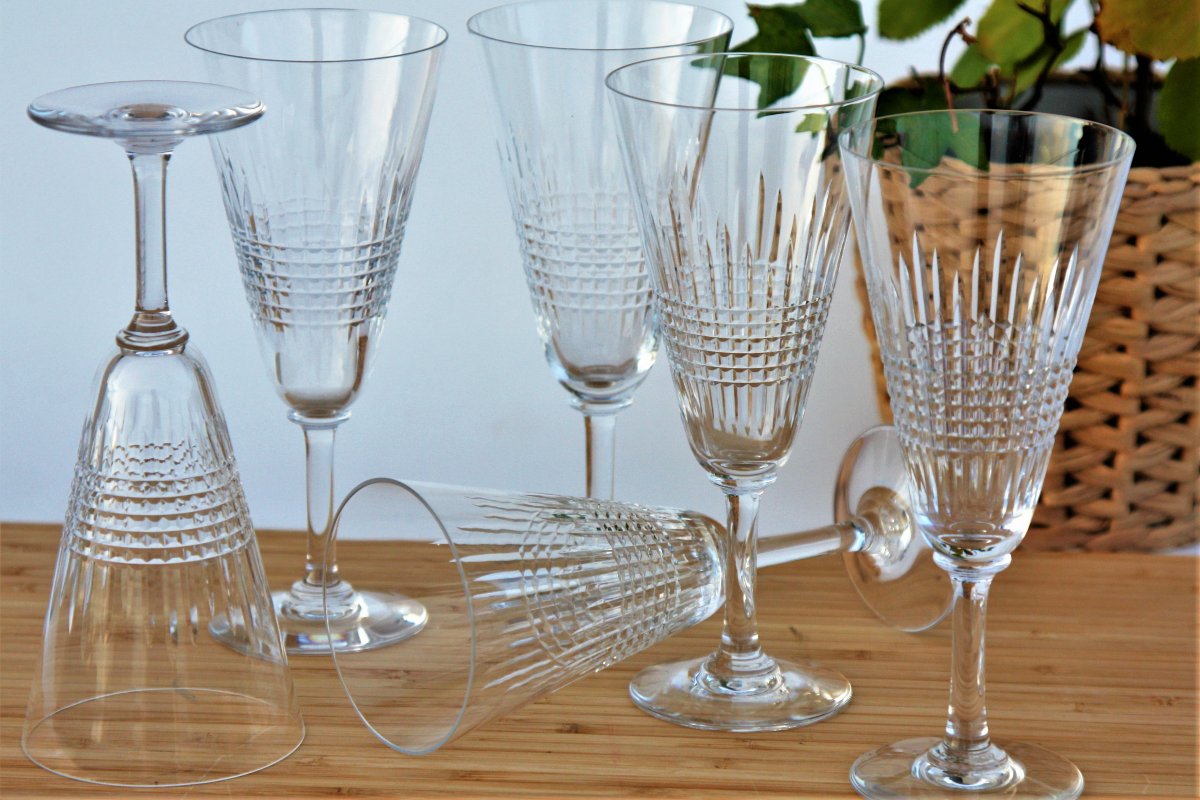 Set de 6 flûtes à cocktail ou Champagne en cristal de Baccarat modèle Nancy-photo-2