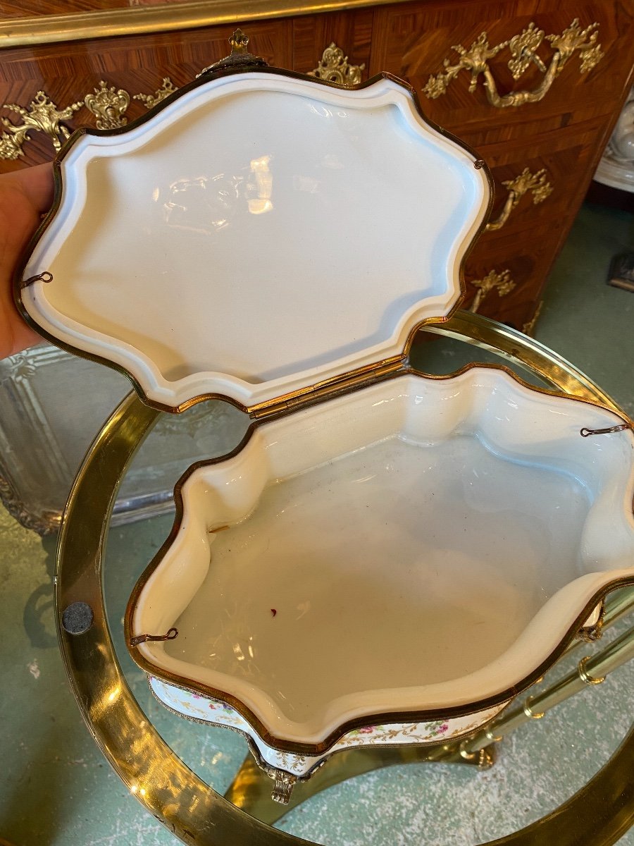 Large Limoges Porcelain Box, Brass Frame, 20th Century-photo-7