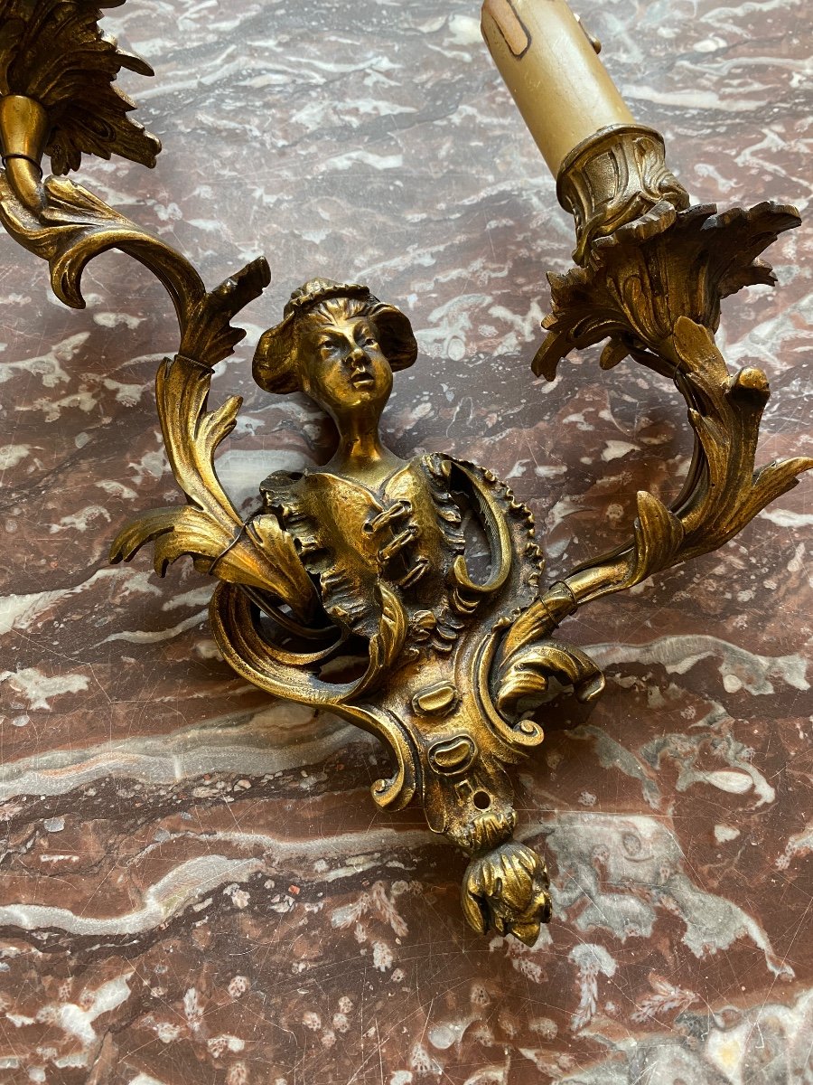 Pair Of Chinese Sconces, Louis XV Style In Bronze-photo-3