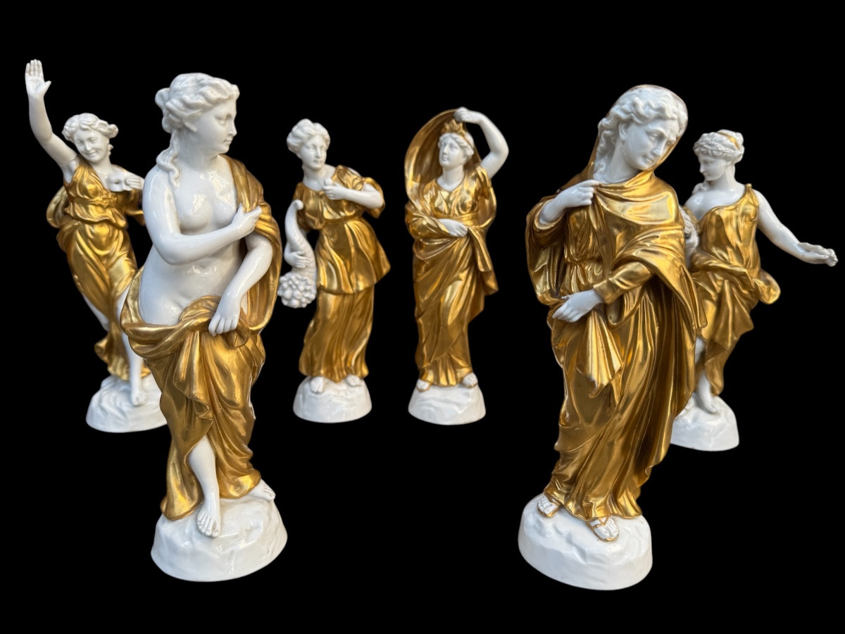 6 Italian Porcelain Figures From Capodimonte, White And Gold, Naples, Italy…