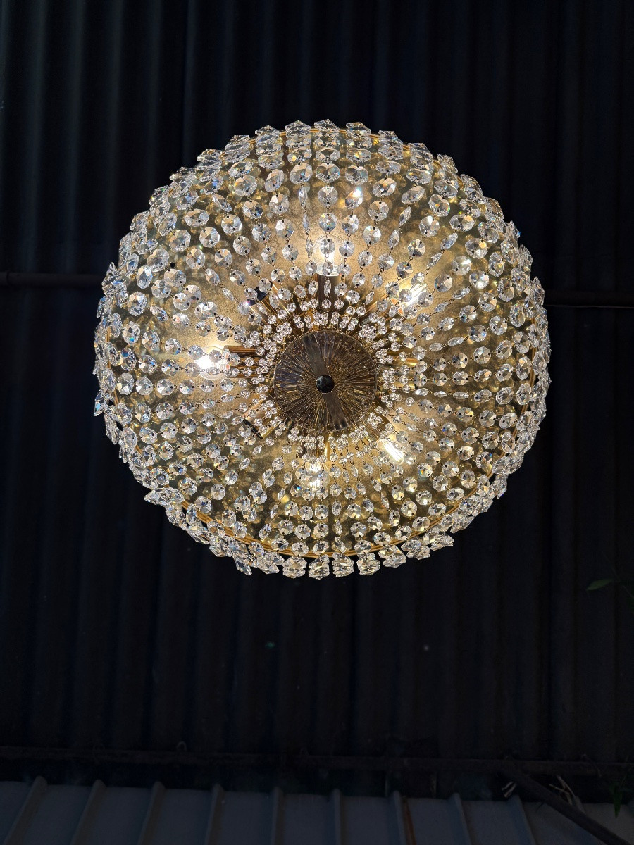 Paire de grands plafonniers de style Louis XVI, pampilles de cristal et laiton -photo-6