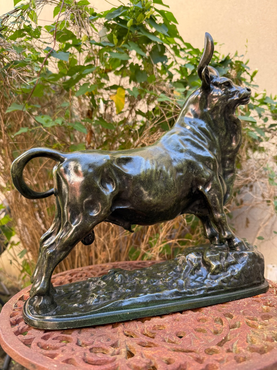 Standing Bull In 19th Century Bronze With Nuanced Green Patina, Signed Rosa Bonheur (1822-1899)-photo-1