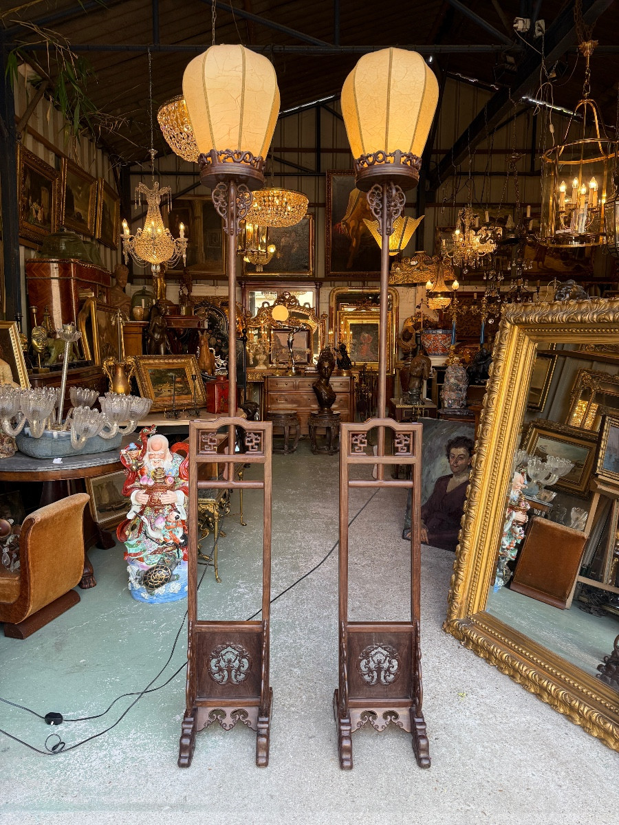 Paire de lampadaires asiatiques en bois exotique sculpté, Chine XXème-photo-7