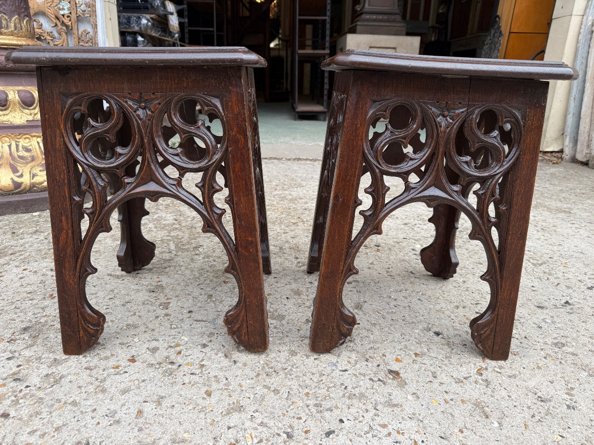 Pair Of Gothic Style Stools In Carved And Openwork Oak, To Be Restored -photo-3