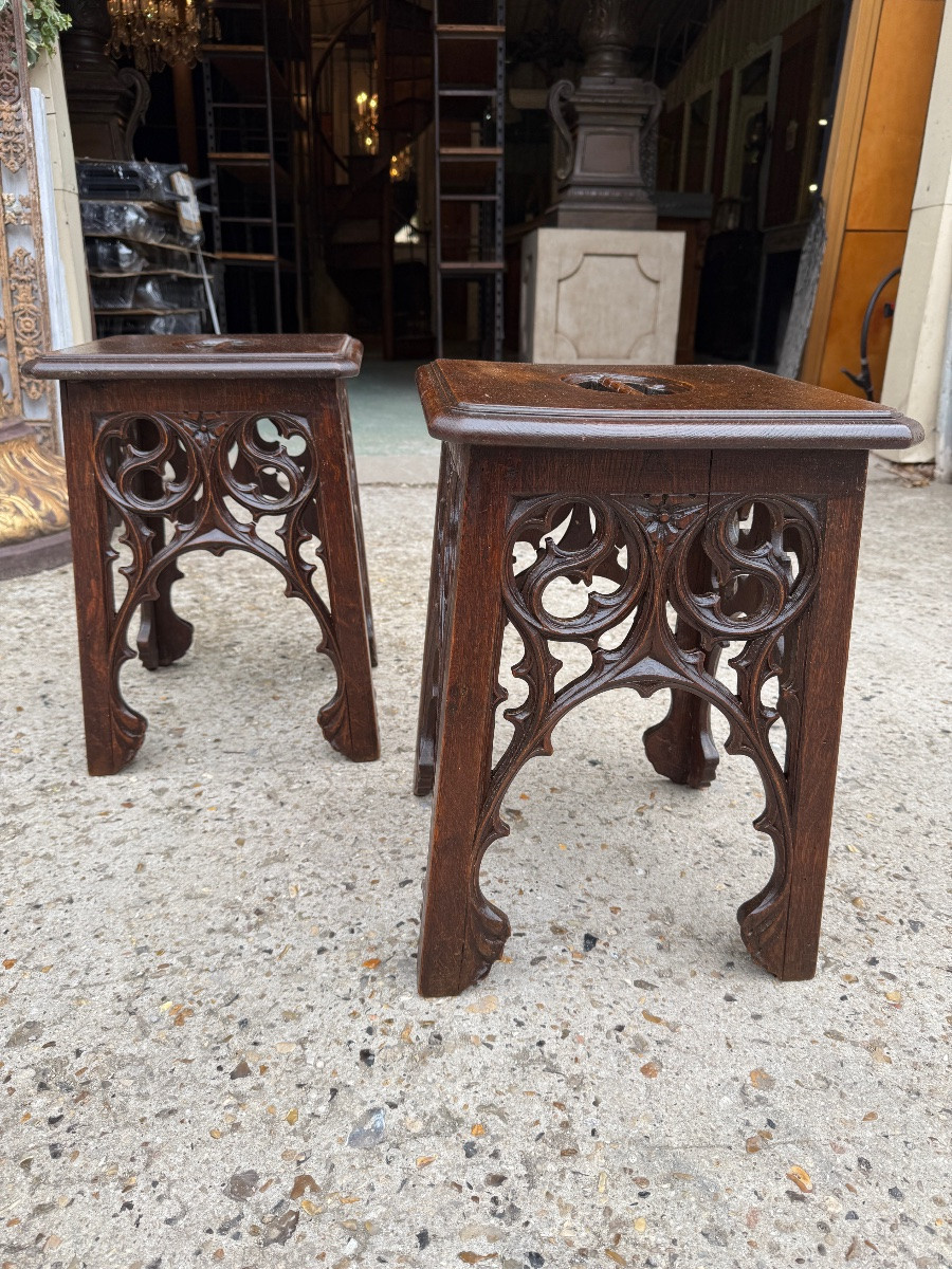 Pair Of Gothic Style Stools In Carved And Openwork Oak, To Be Restored -photo-1