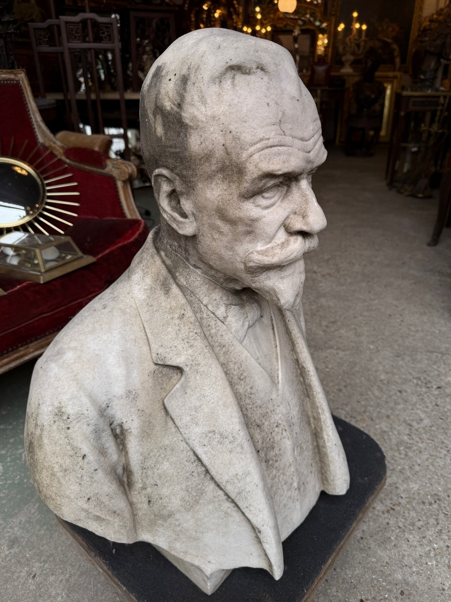 Buste en marbre blanc représentant Louis Pasteur signé Godefroid Devreese (1861-1941)-photo-2