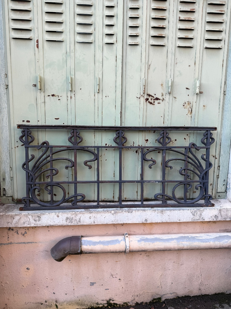 Lot de 15 grilles / appuis de fenêtre / garde corps d’époque art nouveau 1900, style Nouille.-photo-3