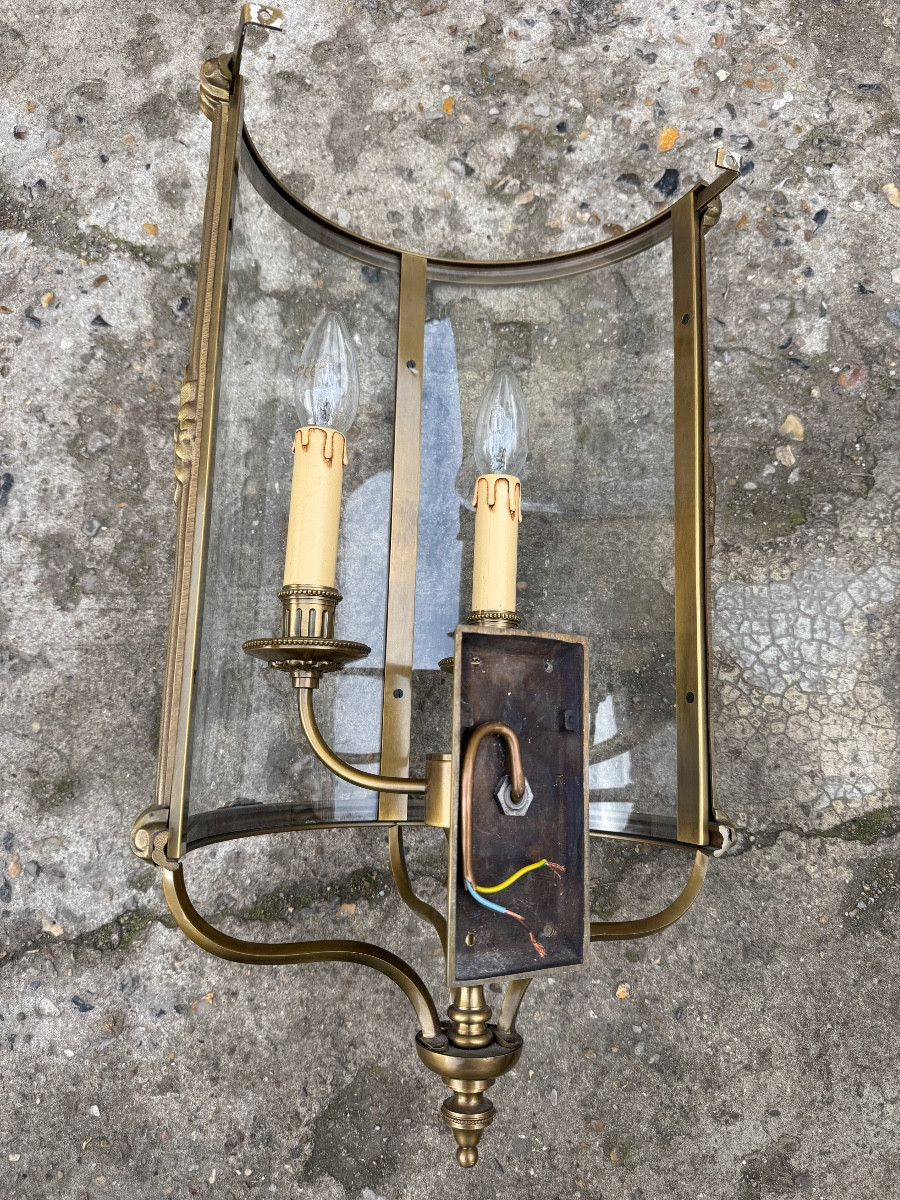Pair Of Louis XVI Style Wall Sconces Forming Half-lanterns In Bronze And Gilt Brass -photo-6