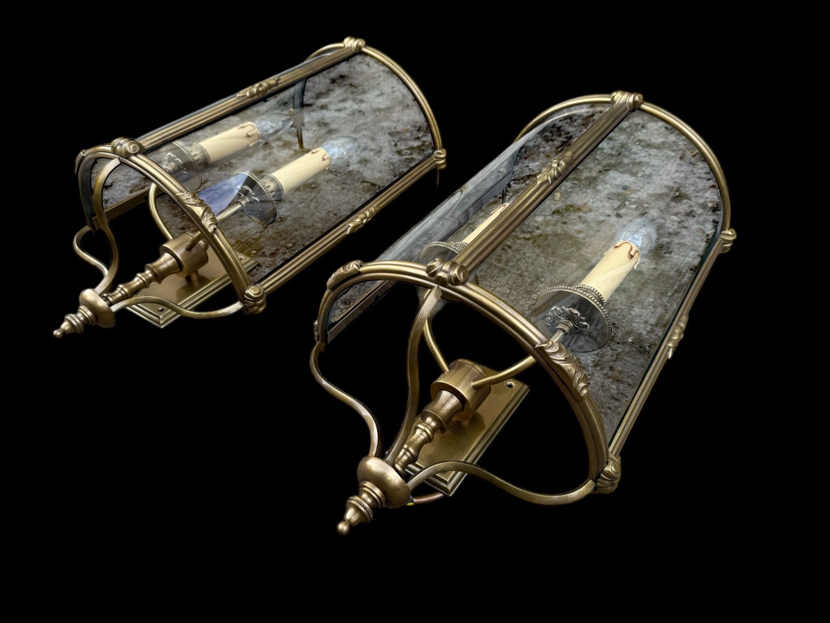 Pair Of Louis XVI Style Wall Sconces Forming Half-lanterns In Bronze And Gilt Brass 