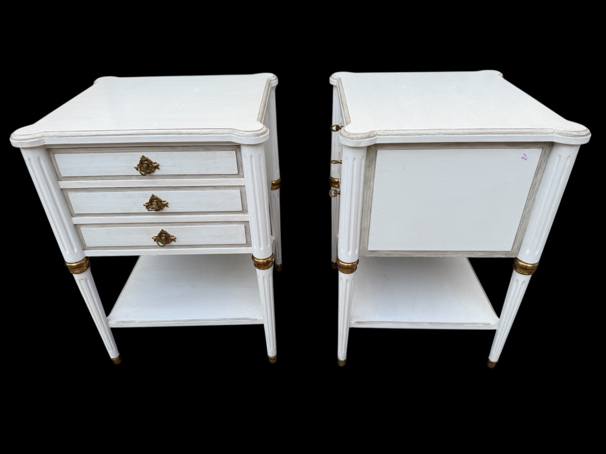 Pair Of Louis XVI Style Bedside Tables, White Lacquered, 20th Century.-photo-4