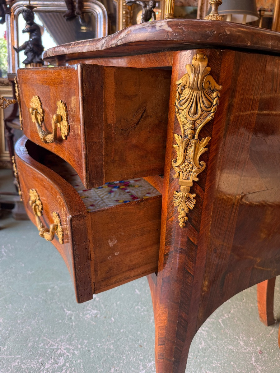 18th Century Rosewood Veneer And Gilded Bronze Chest Of Drawers-photo-5