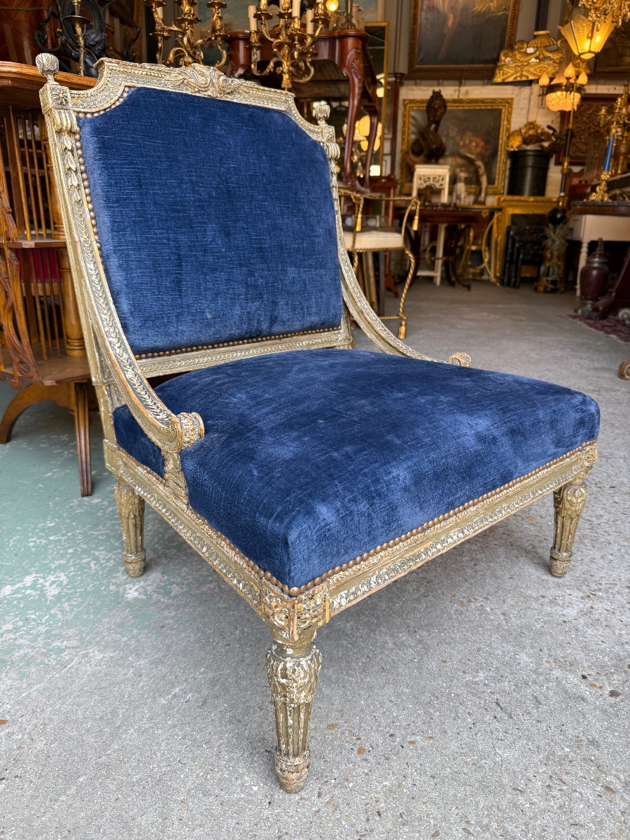 Chauffeuse de style Louis XVI laquée, époque Napoléon III 