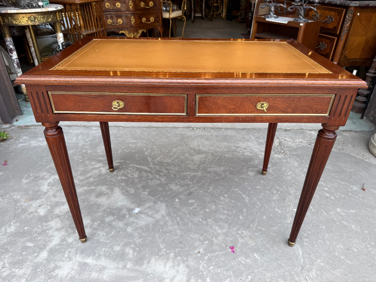 Petit bureau de style Louis XVI en acajou / dessus cuir marron, XXème siècle -photo-8