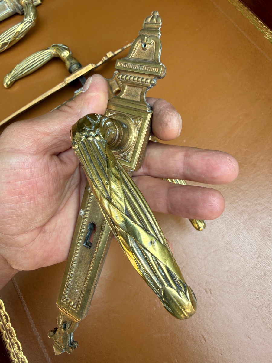 3 Pairs Of Louis XVI-style Bronze Door Handles, Circa 1900, With Protective Plates -photo-2
