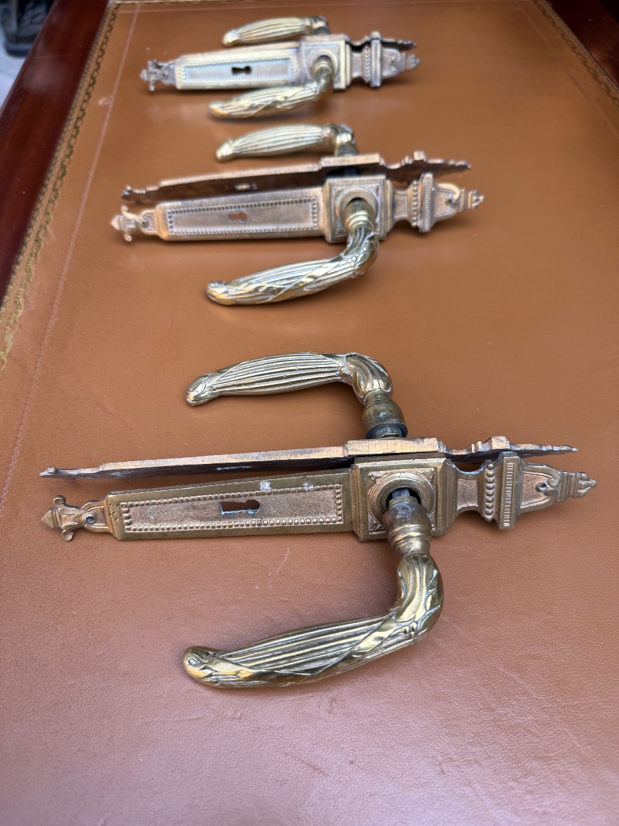 3 Pairs Of Louis XVI-style Bronze Door Handles, Circa 1900, With Protective Plates -photo-3