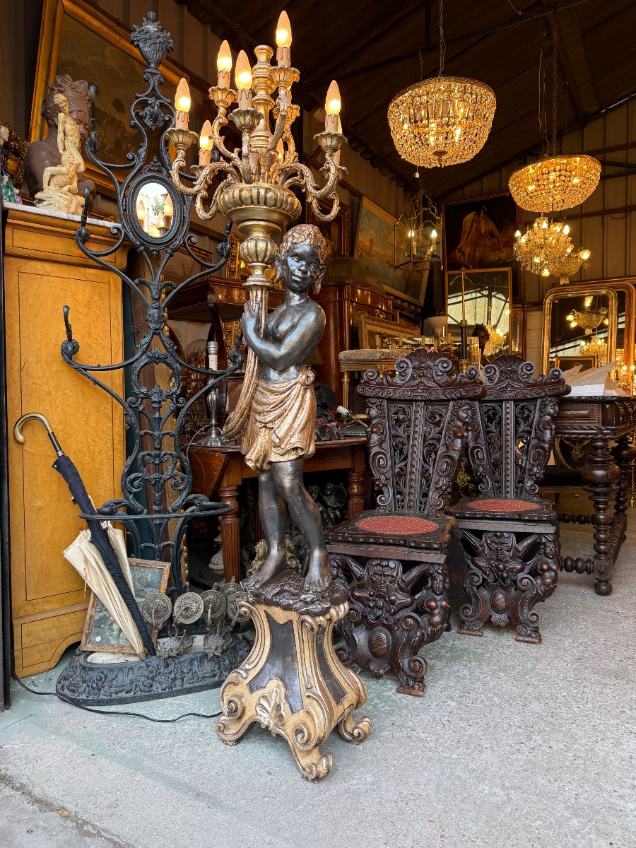 Torchère Nubien en bois sculpté et argenté a 9 lumières , XXème siècle -photo-1