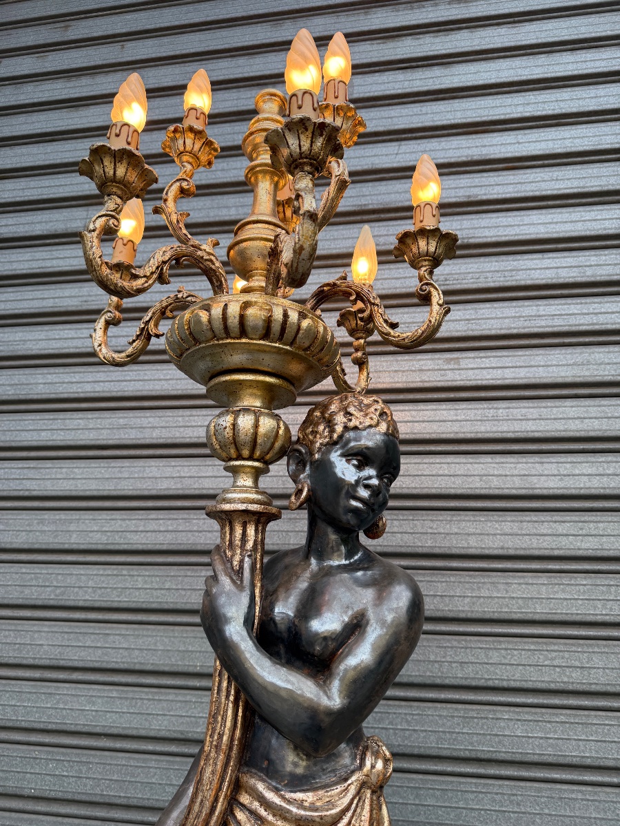 Torchère Nubien en bois sculpté et argenté a 9 lumières , XXème siècle -photo-8
