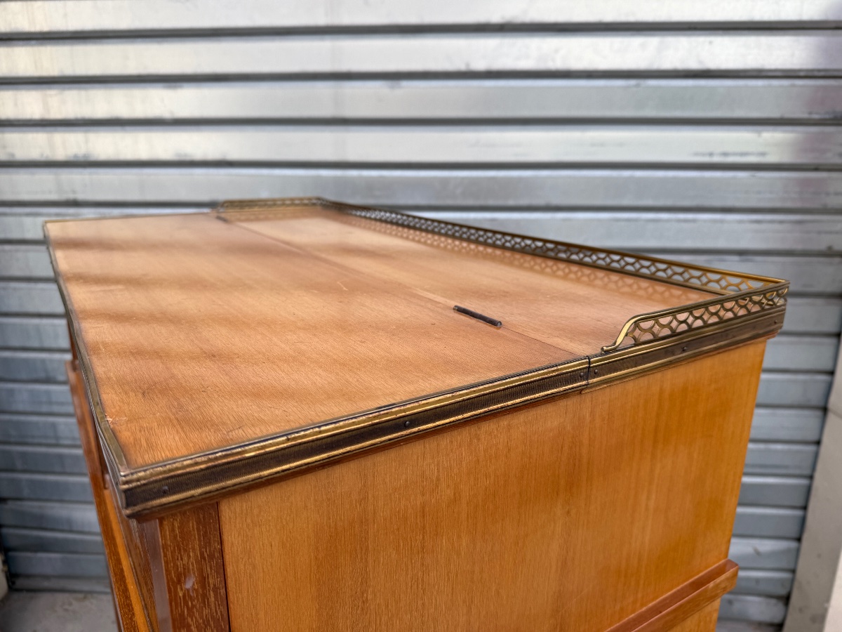 Mahogany Tv Stand With Red Chinese Lacquer Panels, Circa 1960-photo-3