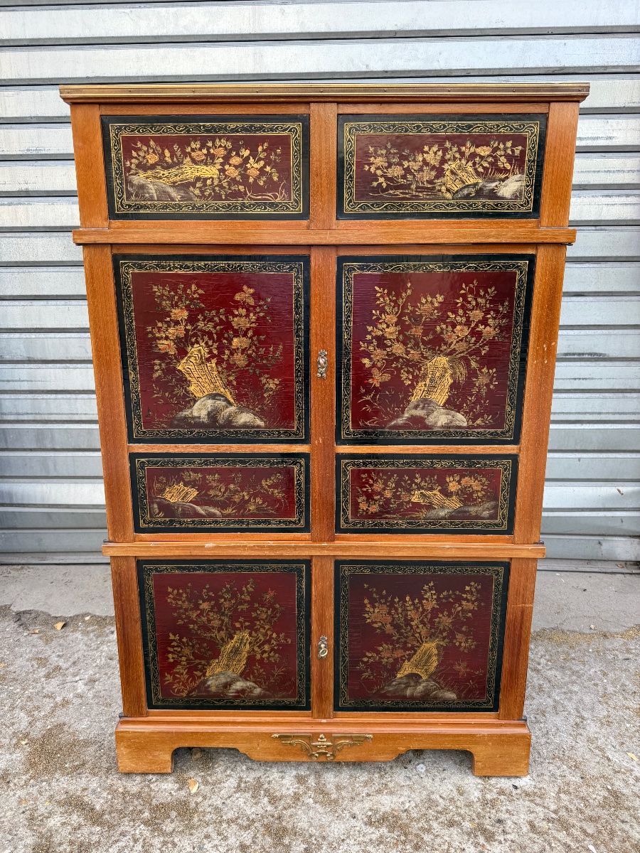 Mahogany Tv Stand With Red Chinese Lacquer Panels, Circa 1960