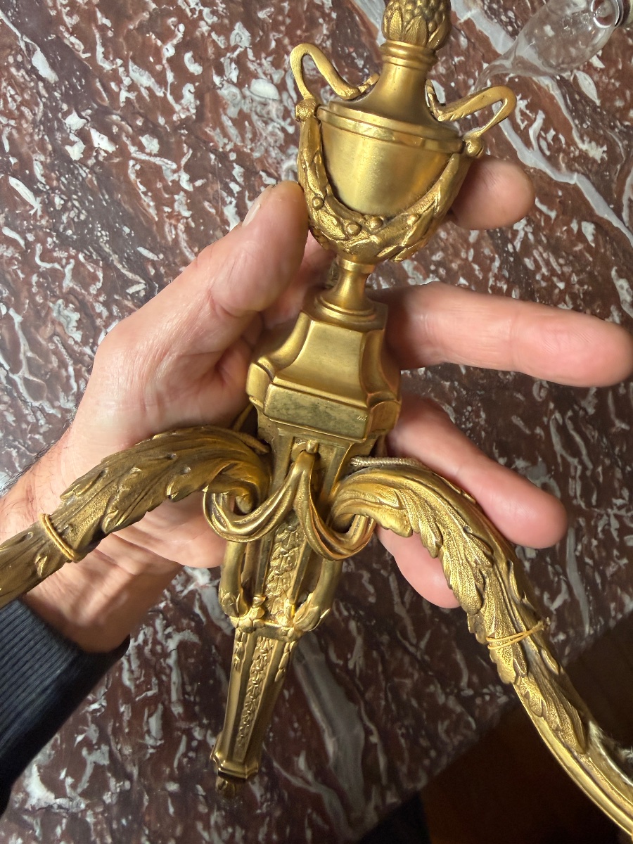 Pair Of Louis XVI-style Wall Sconces In Gilded, Chiseled Bronze, 20th Century -photo-2