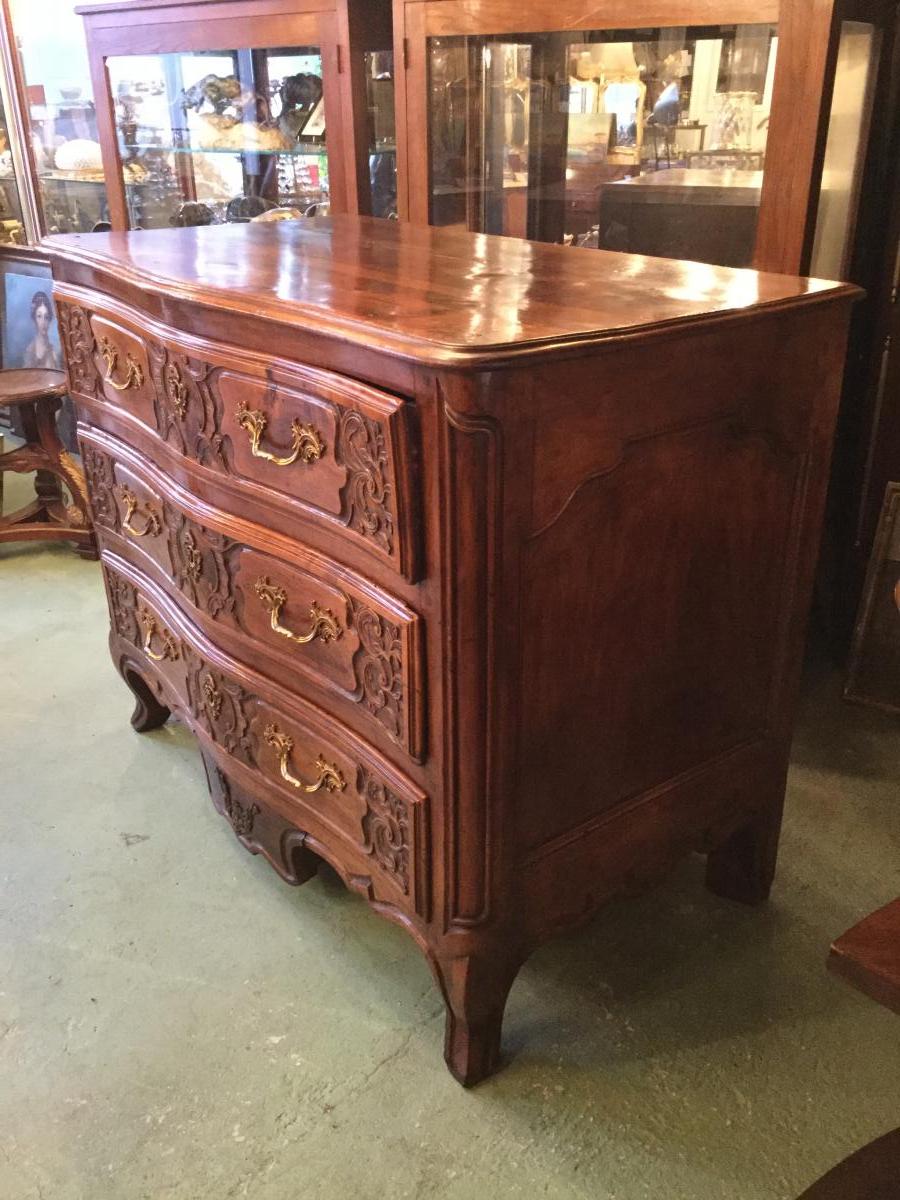 Lyonnaise Commode In Walnut Eighteenth Century-photo-1