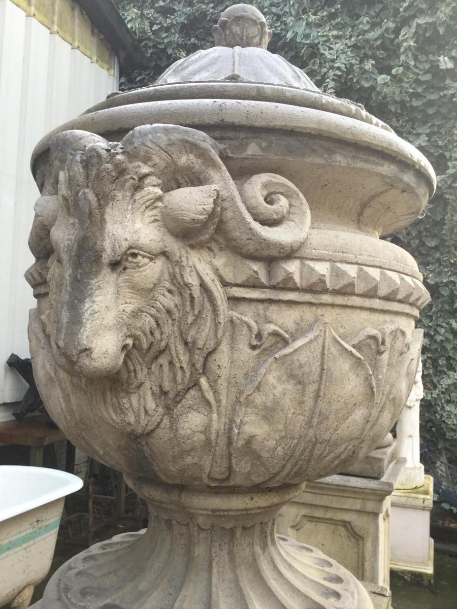 Great Pair Of Vases Covered On Louis XVI Style Pedestals, Decor Aries Heads, Garden, Park-photo-3