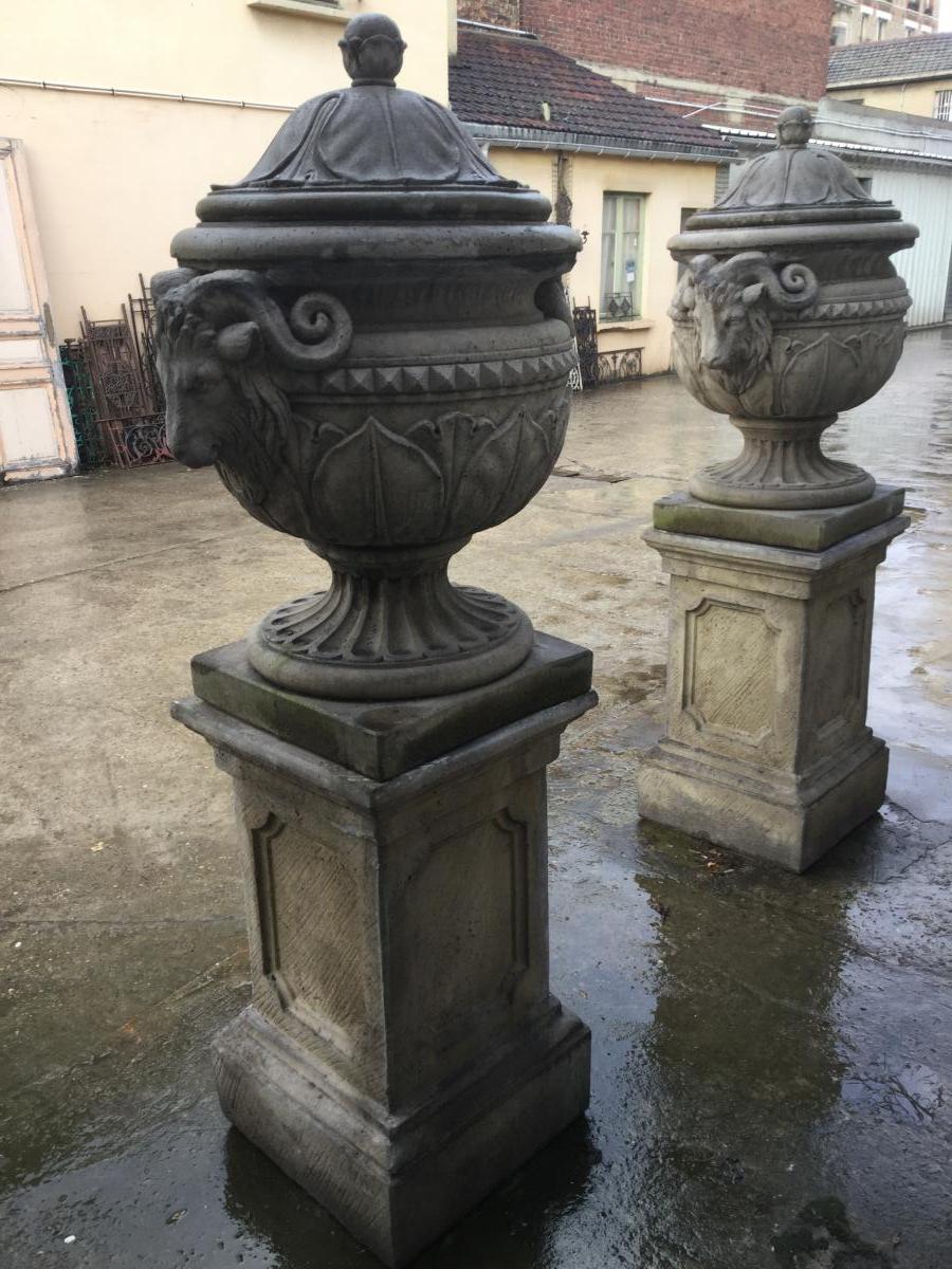 Great Pair Of Vases Covered On Louis XVI Style Pedestals, Decor Aries Heads, Garden, Park-photo-4