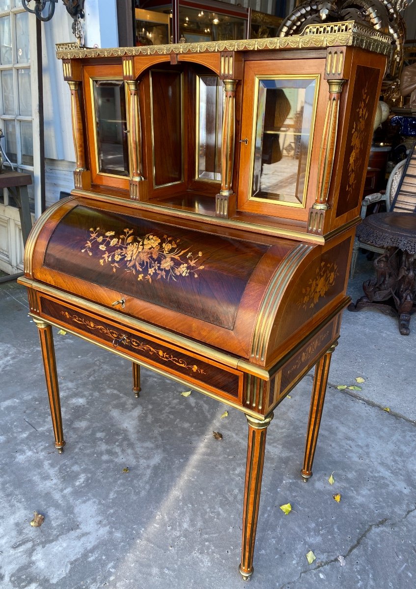 Bureau En Marqueterie De Style Louis XVI Dit bonheur du jour, époque  XIXème