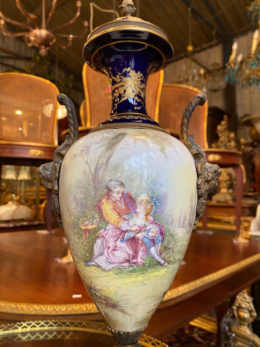 Paire De Vases En Porcelaine De Sèvres XIXème-photo-4
