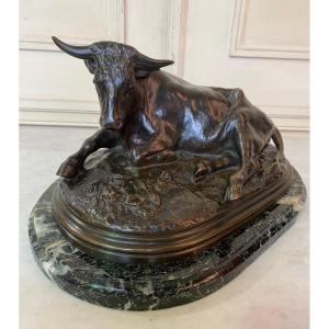 Bronze Sculpture Of A 19th Century Lying Bull Signed Rosa Bonheur (1822-1899)