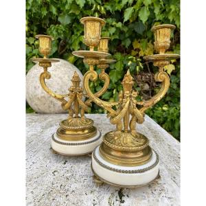 Pair Of Louis XVI Style Candlesticks / Torches In Gilt Bronze And White Marble, 19th Century