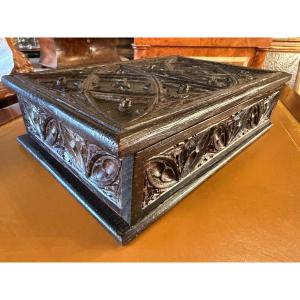Gothic-style Box Or Case Made Of Carved Oak, Late 19th Century 