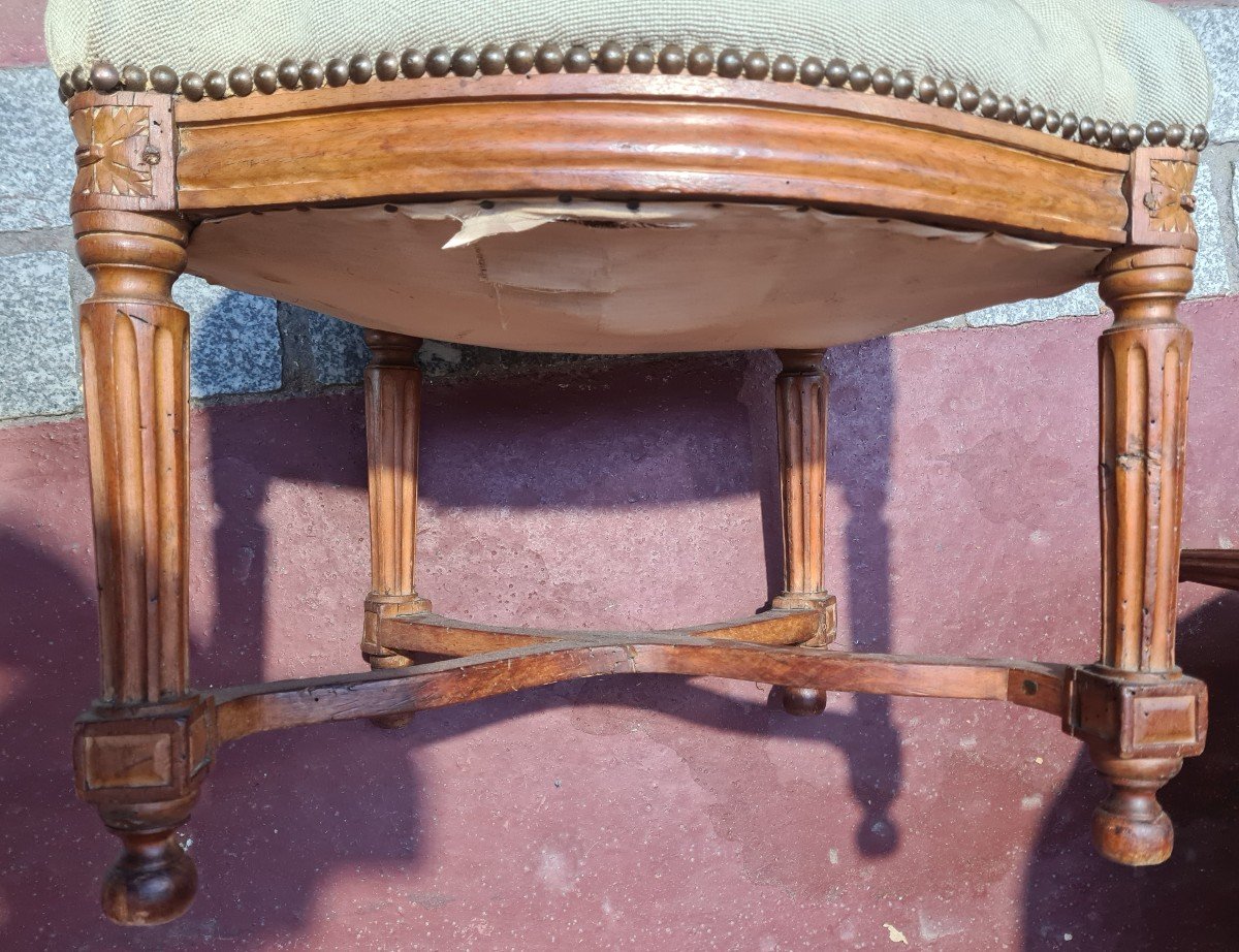3 Fauteuils Medaillon et 1 Chaise XVIII eme-photo-4
