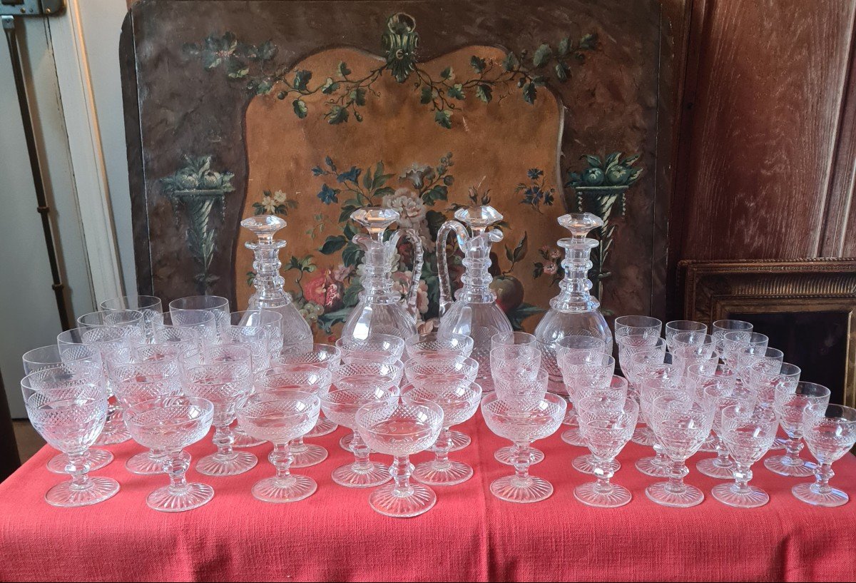 Service Trianon de St Louis 48 Verres et 4 Carafes