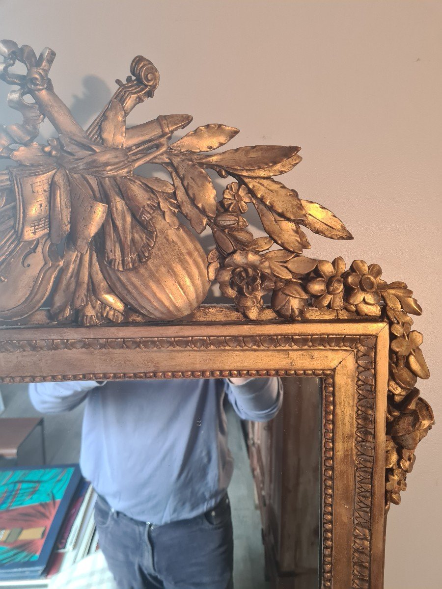 Miroir Louis XVI en bois doré ,attributs à La musique-photo-4