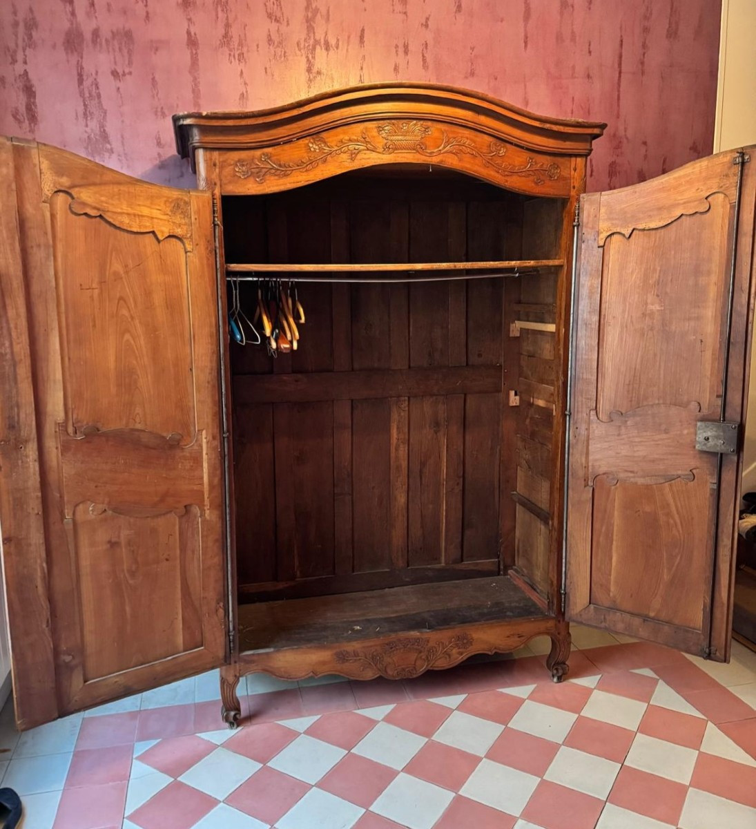 Armoire provençale en merisier XVIII eme-photo-2