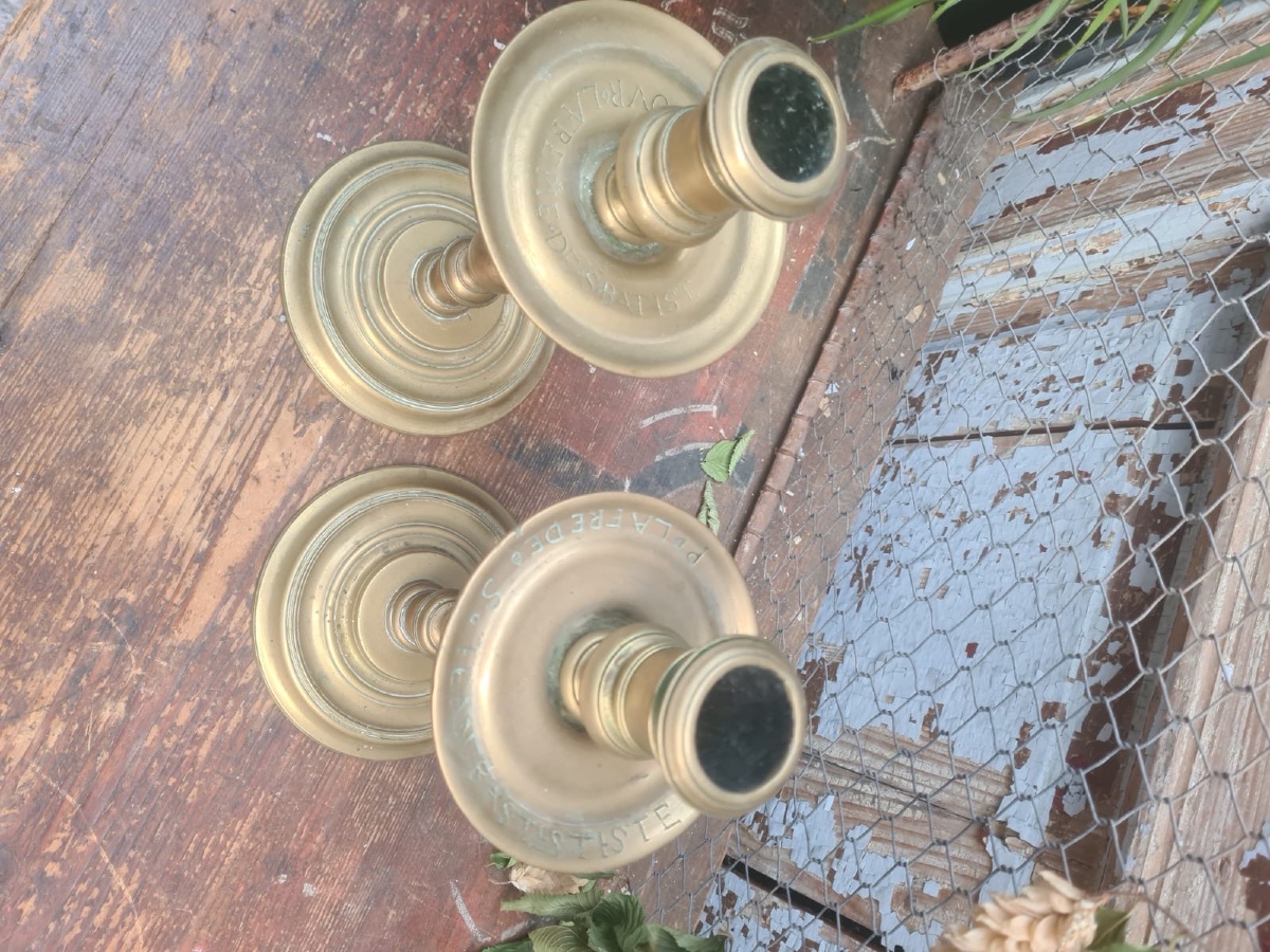 2 17th-century Bronze Candlesticks Featuring St. John The Baptist-photo-4