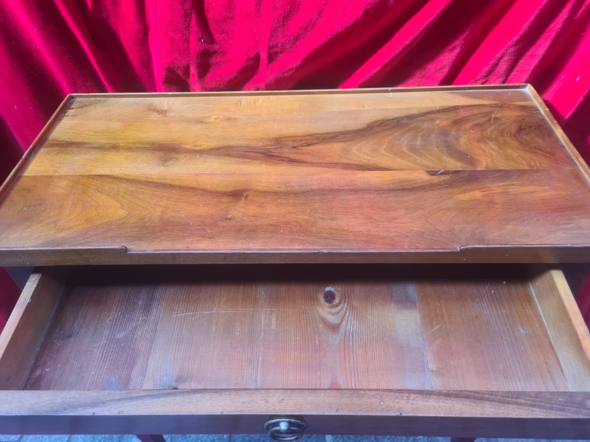 Small 19th-century Console Table Made Of Solid Walnut-photo-5