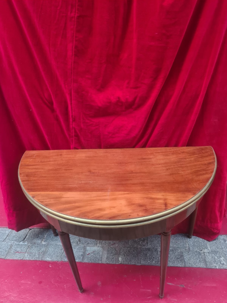  Table de jeux demie-lune vernie en acajou massif de style Louis XVI-photo-4
