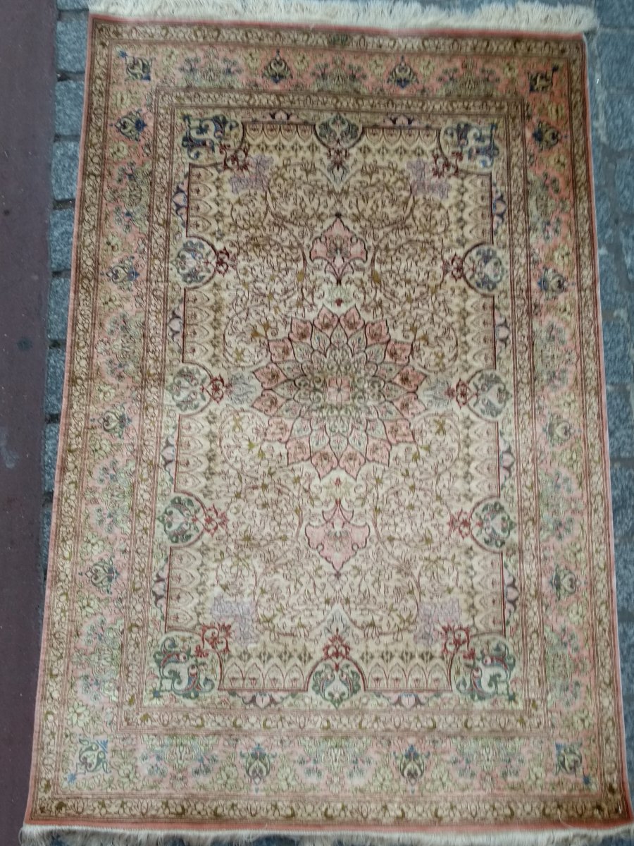 Ghoum Rug Silk Iran Pink And Ivory