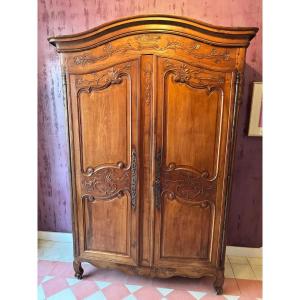 Armoire provençale en merisier XVIII eme