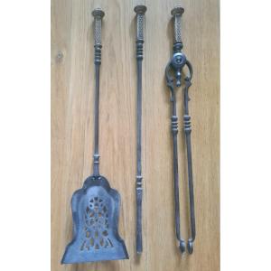 Early 19th Century Steel And Brass Fireplace Set