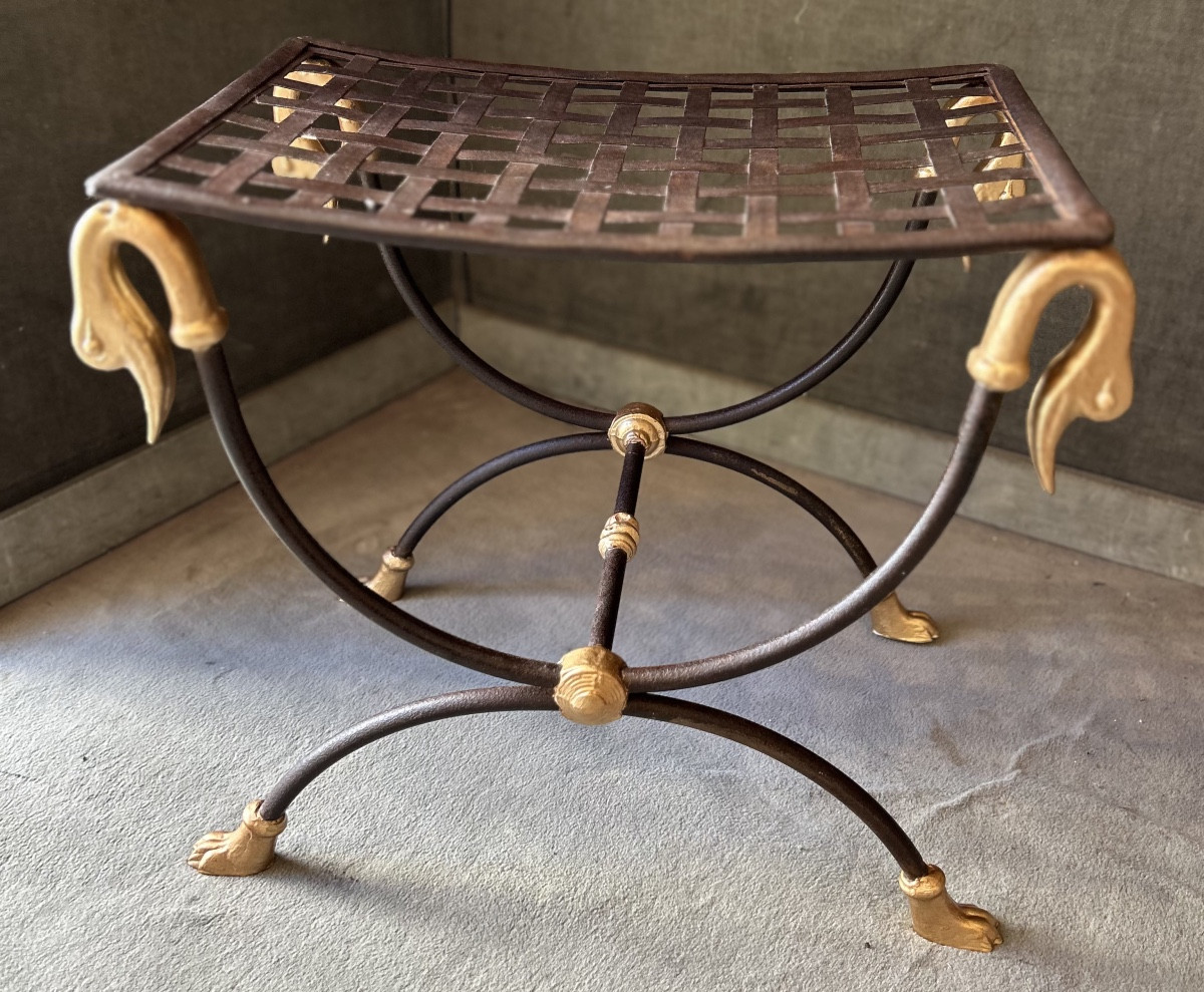 Stool X