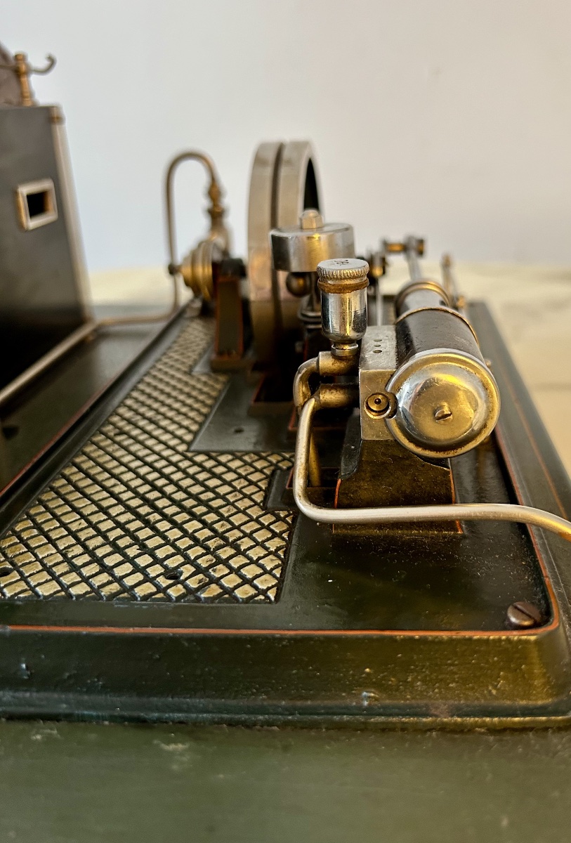 Marklin Steam Engine-photo-1