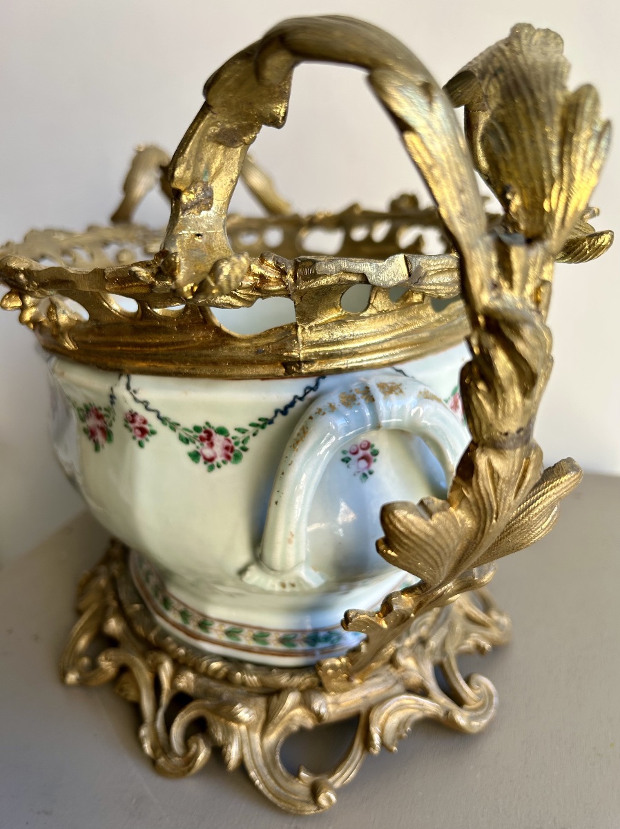 Assembled Porcelain Cup-photo-1