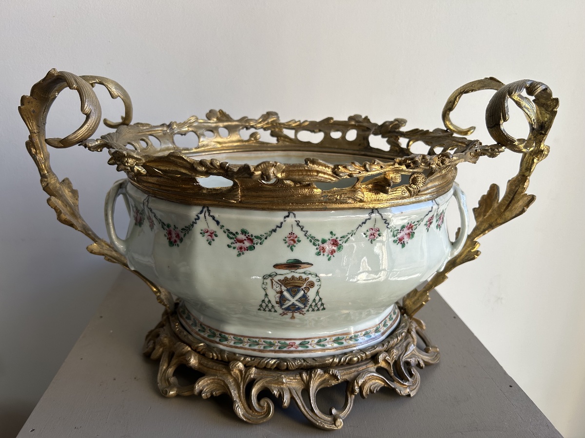 Assembled Porcelain Cup