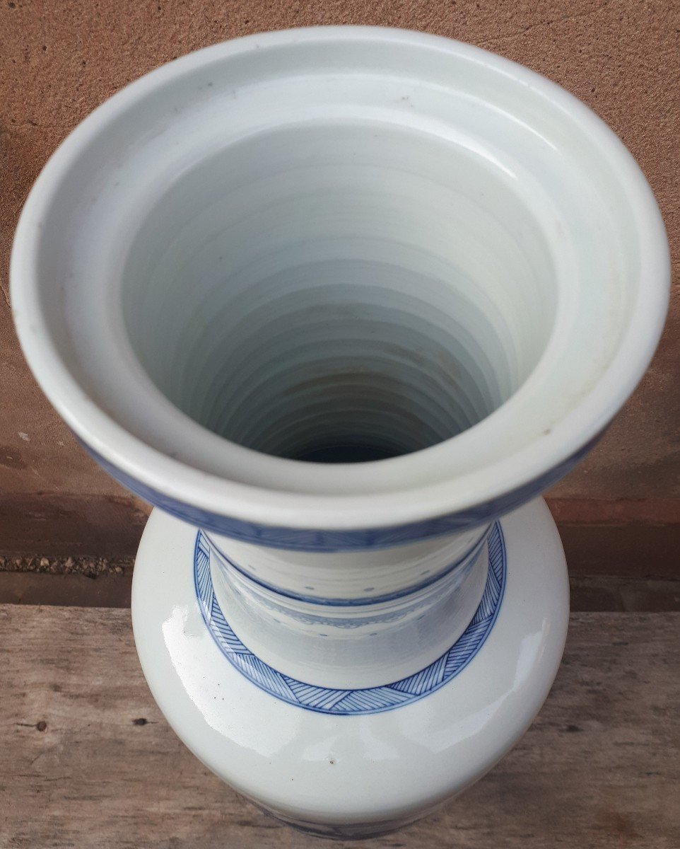 Important Vase Chinois En Porcelaine Bleu Blanc, Chine Fin De La Dynastie Qing-photo-5